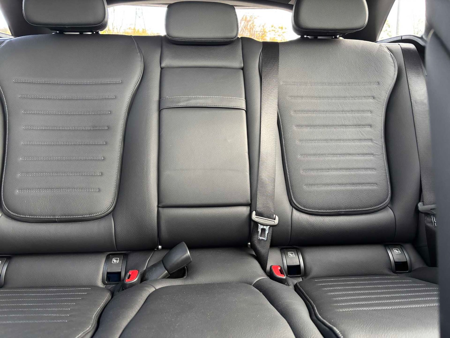 Used Mercedes-Benz GLC 2023 for sale - 76460527: Photo 14