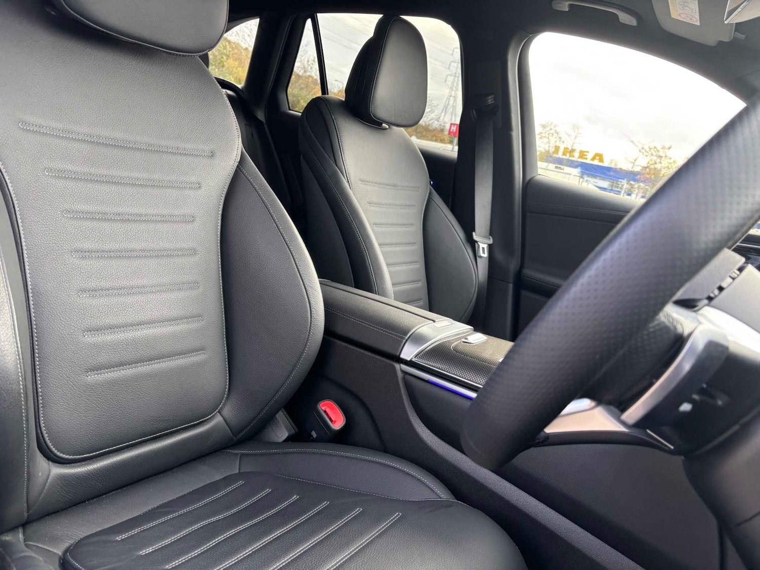 Used Mercedes-Benz GLC 2023 for sale - 76460527: Photo 32