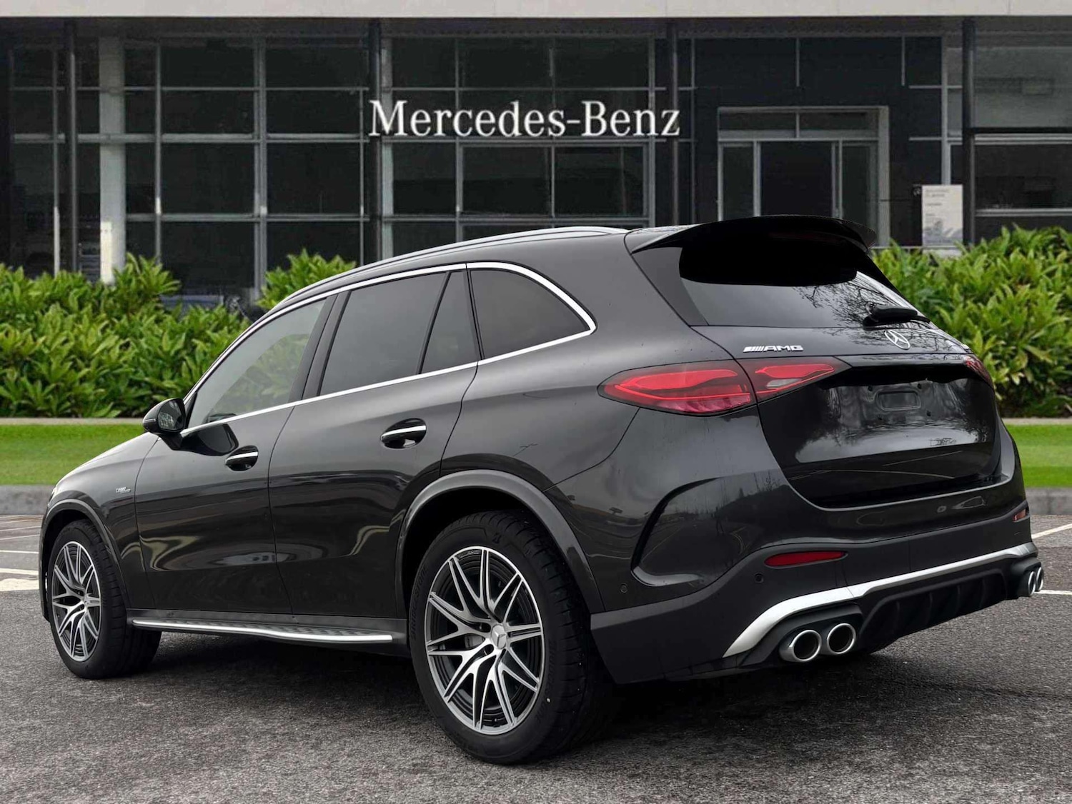 Used Mercedes-Benz GLC 2024 for sale - 76692139: Photo 2