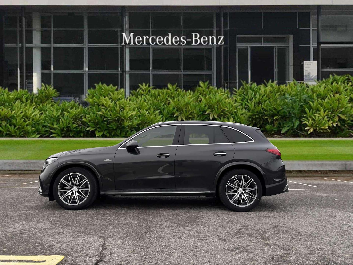 Used Mercedes-Benz GLC 2024 for sale - 76692139: Photo 3