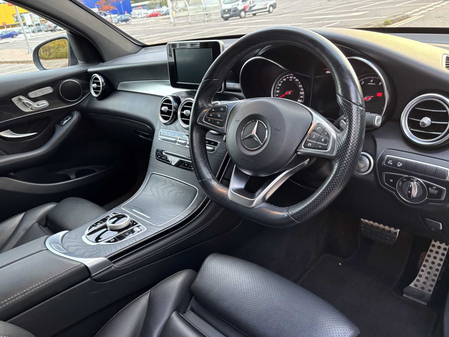 Used Mercedes-Benz GLC 2018 for sale - 76362677: Photo 13