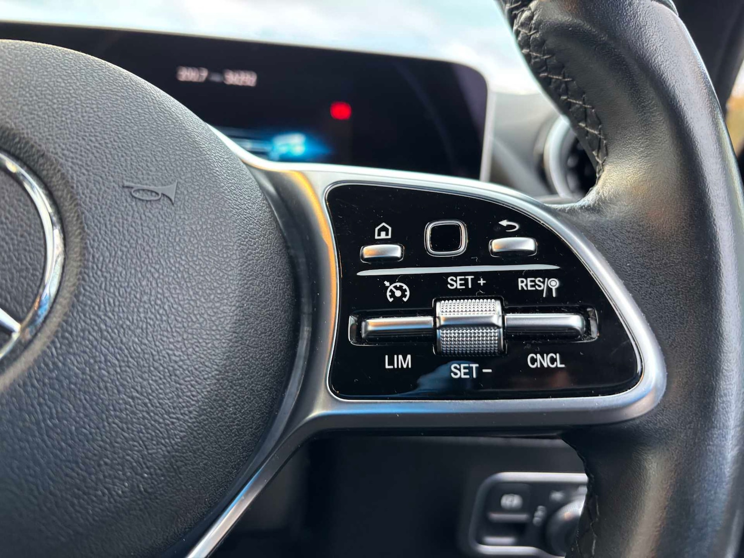 Used Mercedes-Benz GLA 2021 for sale - 76746094: Photo 19