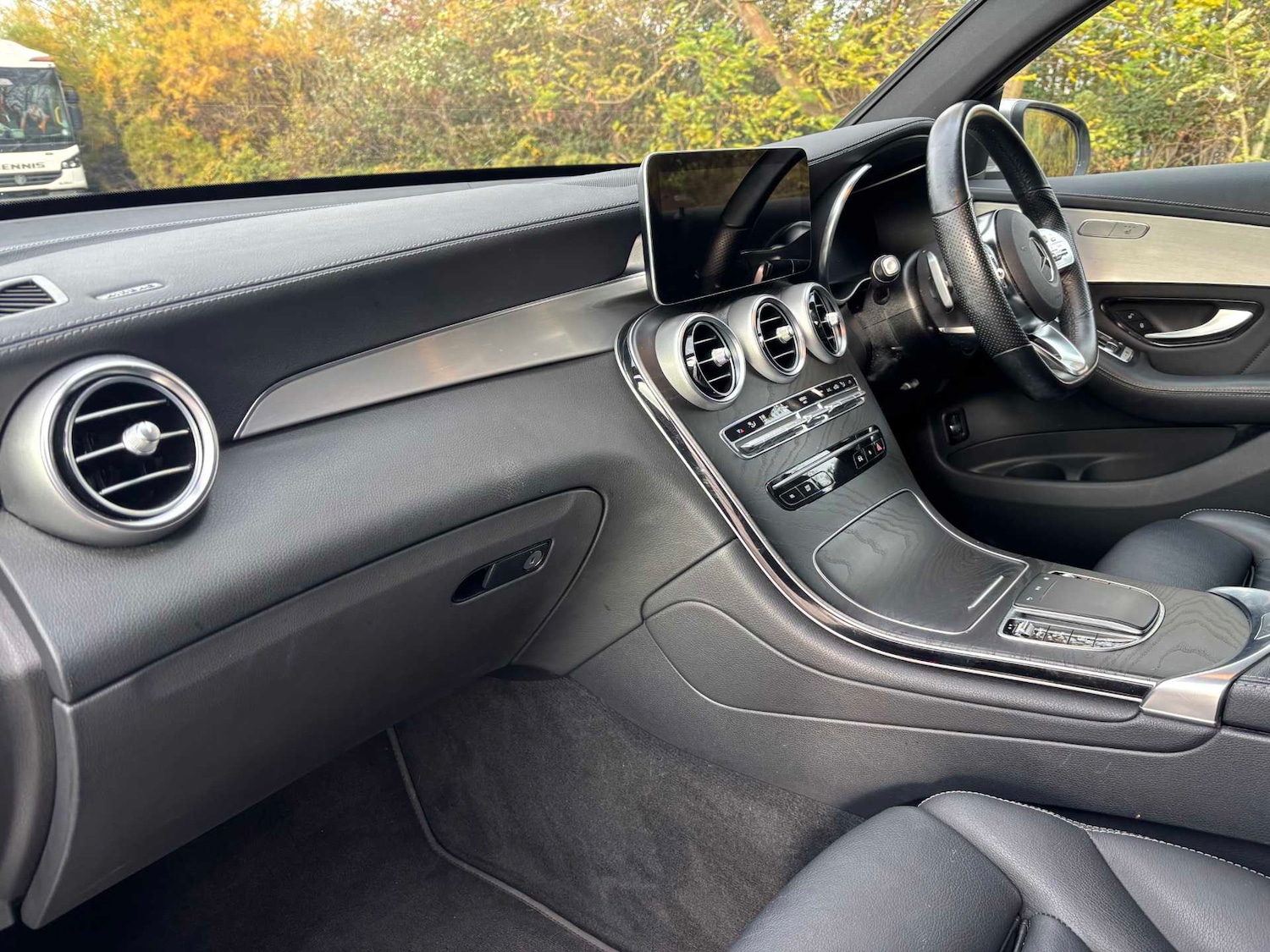 Used Mercedes-Benz GLC 2021 for sale - 76373694: Photo 11