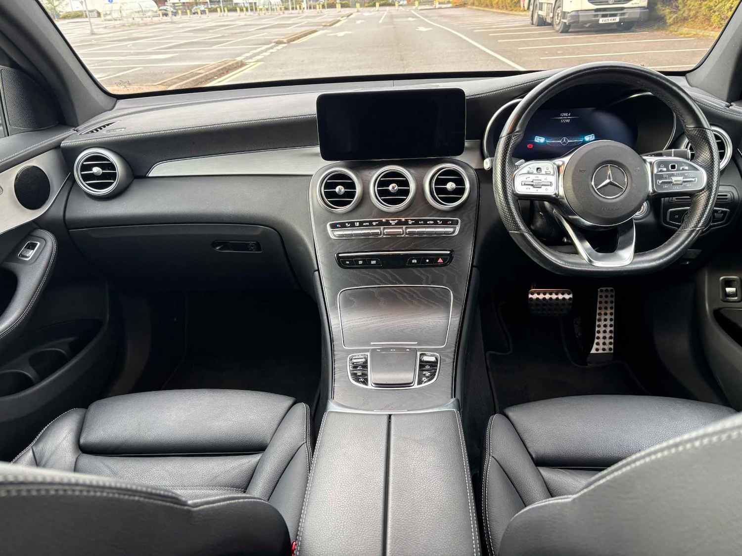 Used Mercedes-Benz GLC 2021 for sale - 76373694: Photo 17