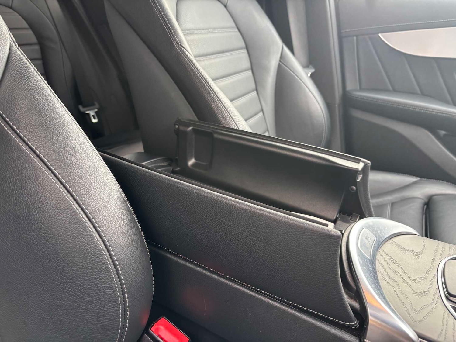 Used Mercedes-Benz GLC 2021 for sale - 76373694: Photo 31