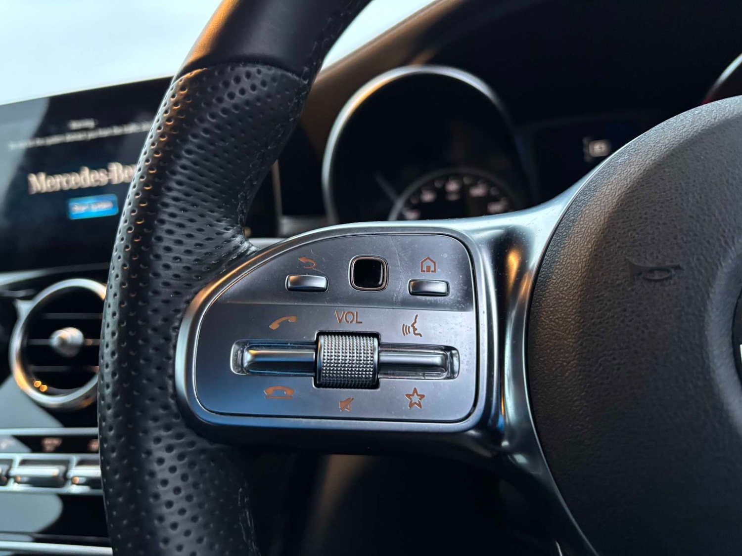 Used Mercedes-Benz GLC 2022 for sale - 77068594: Photo 18