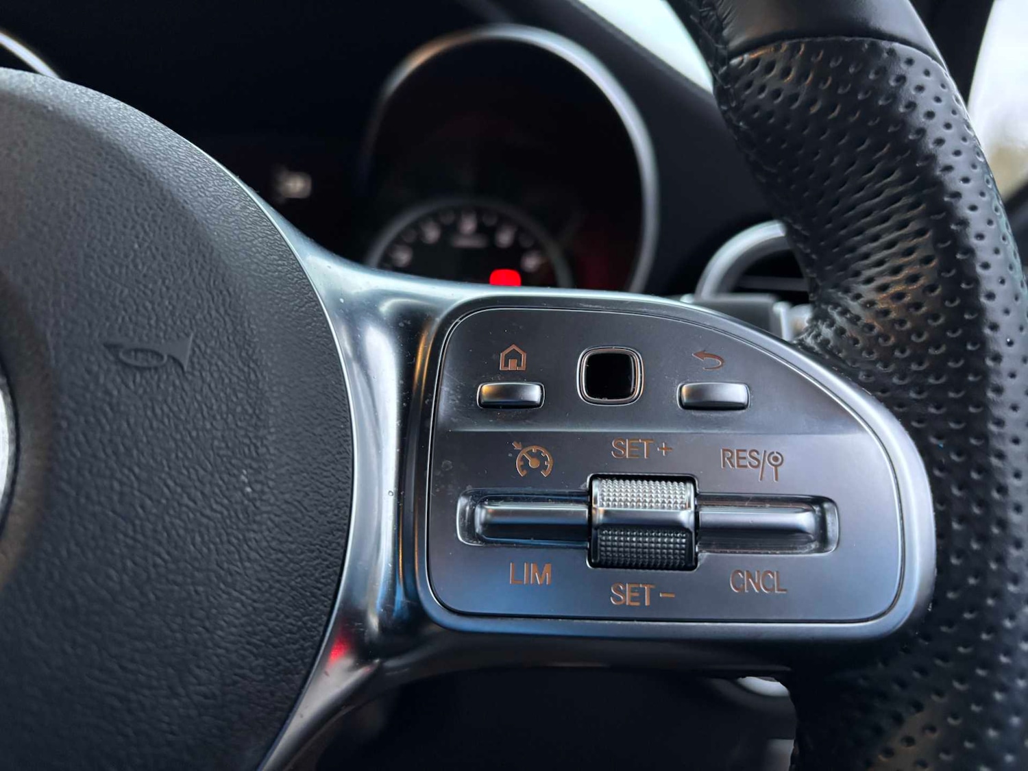 Used Mercedes-Benz GLC 2022 for sale - 77068594: Photo 19