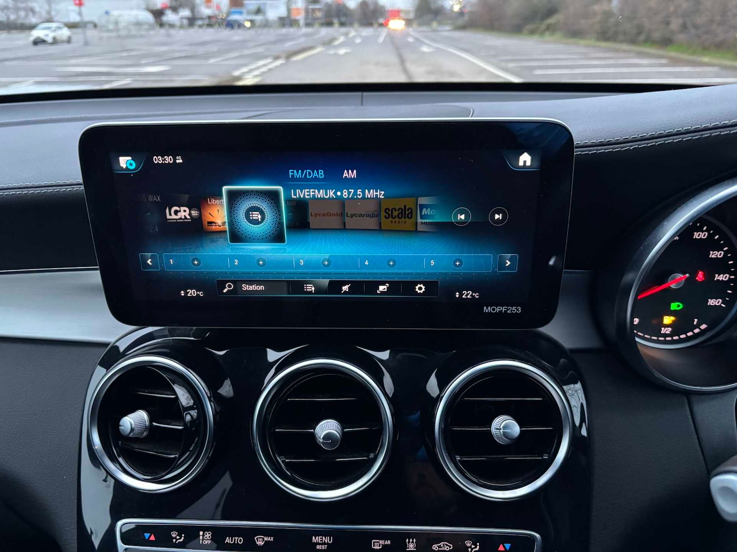 Used Mercedes-Benz GLC 2022 for sale - 77068594: Photo 35