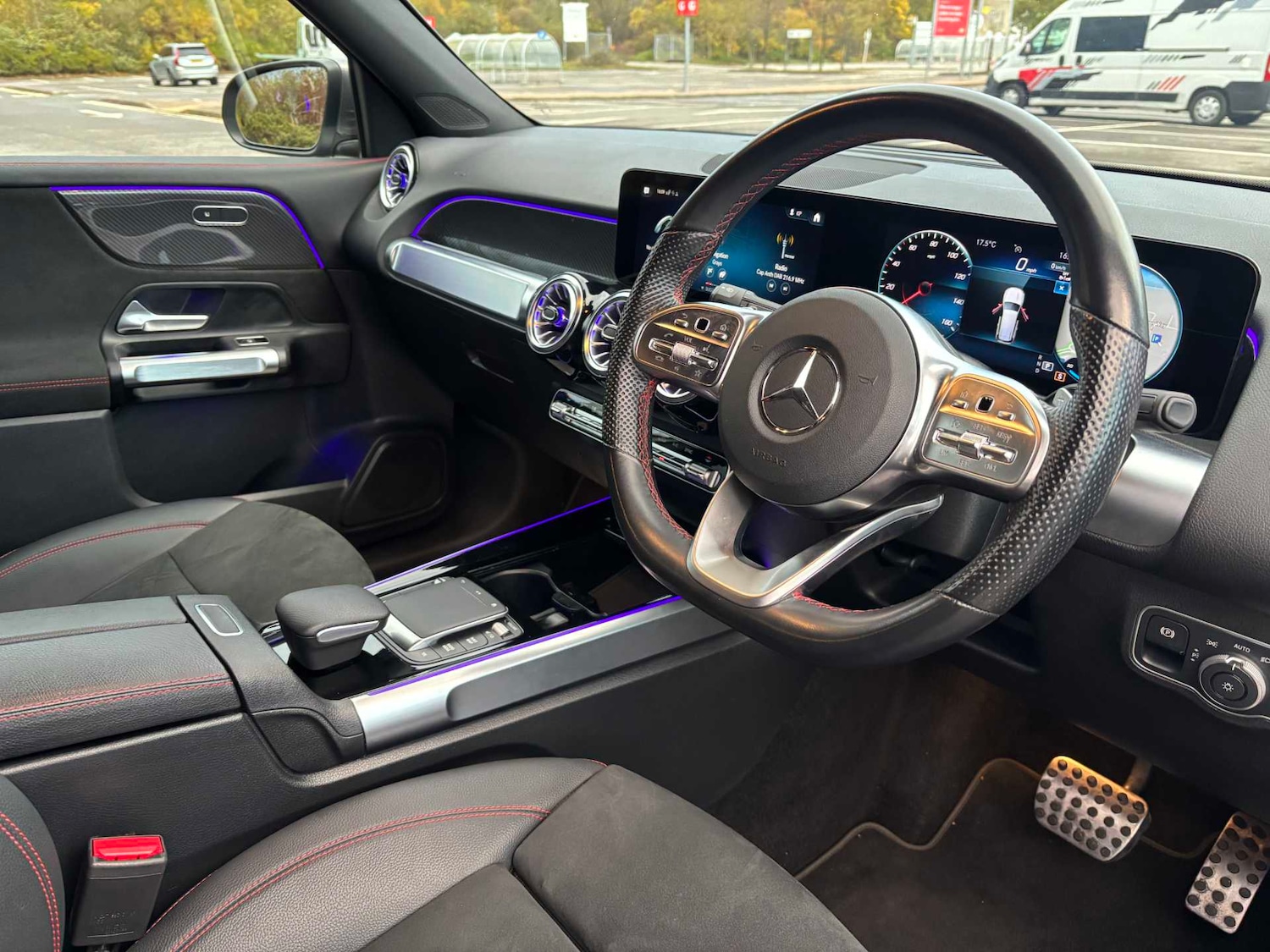 Used Mercedes-Benz GLB 2023 for sale - 76501859: Photo 12