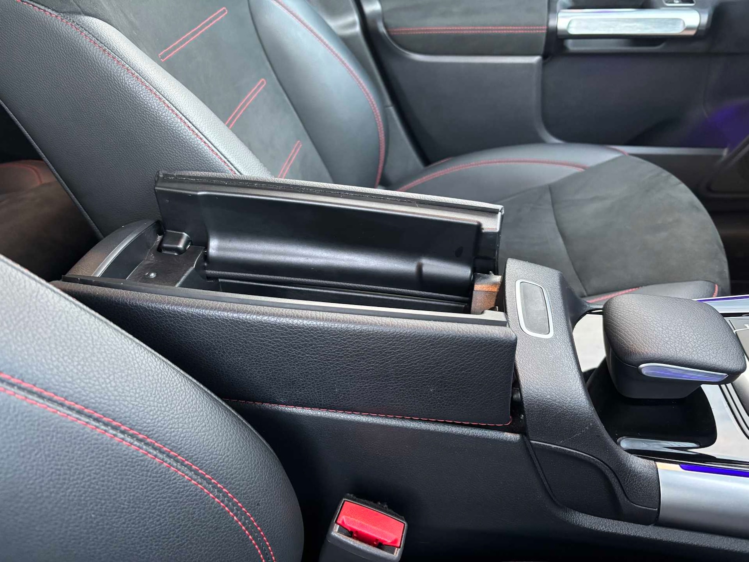 Used Mercedes-Benz GLB 2023 for sale - 76501859: Photo 29