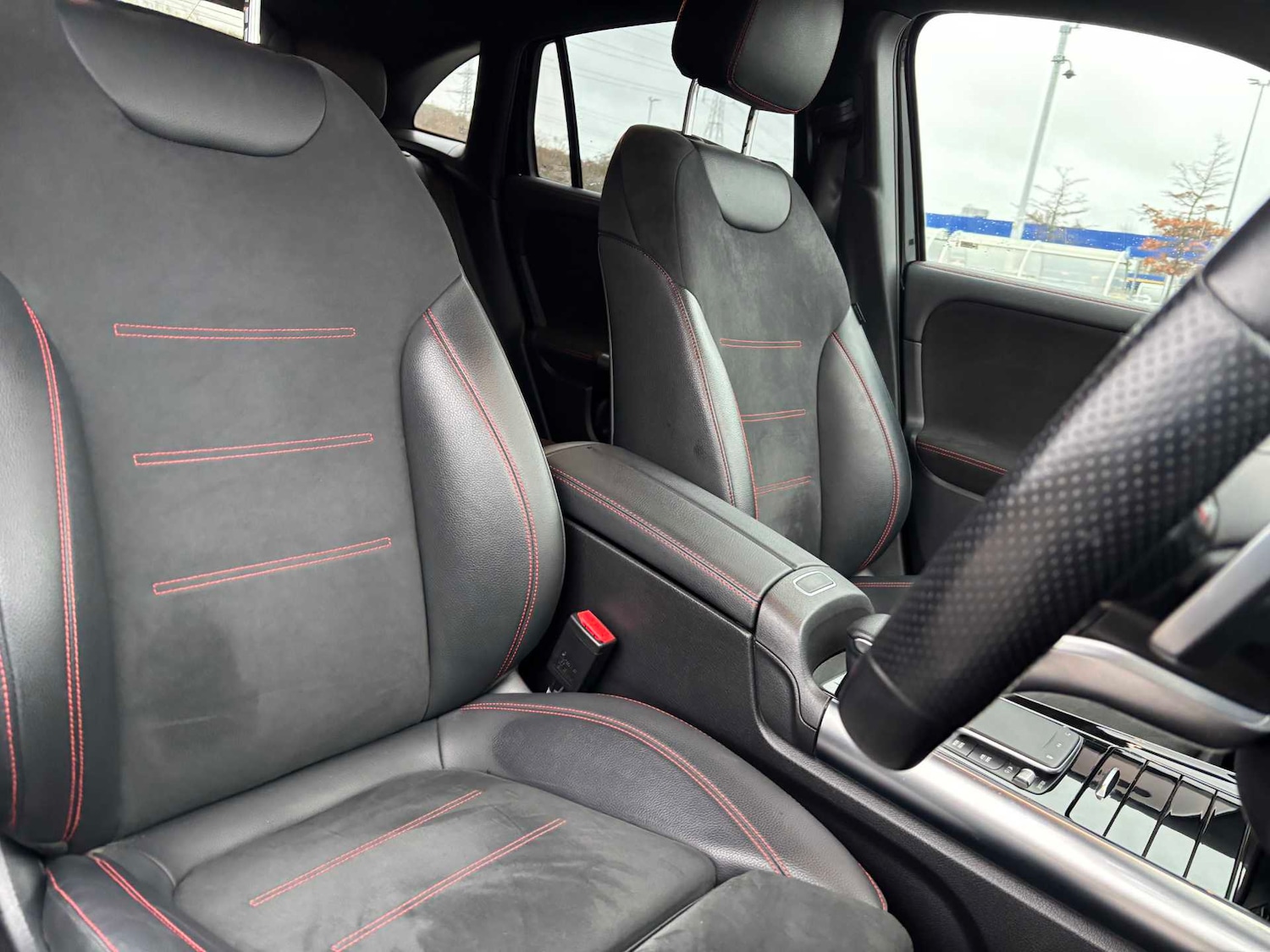 Used Mercedes-Benz EQA 2021 for sale - 76902375: Photo 32