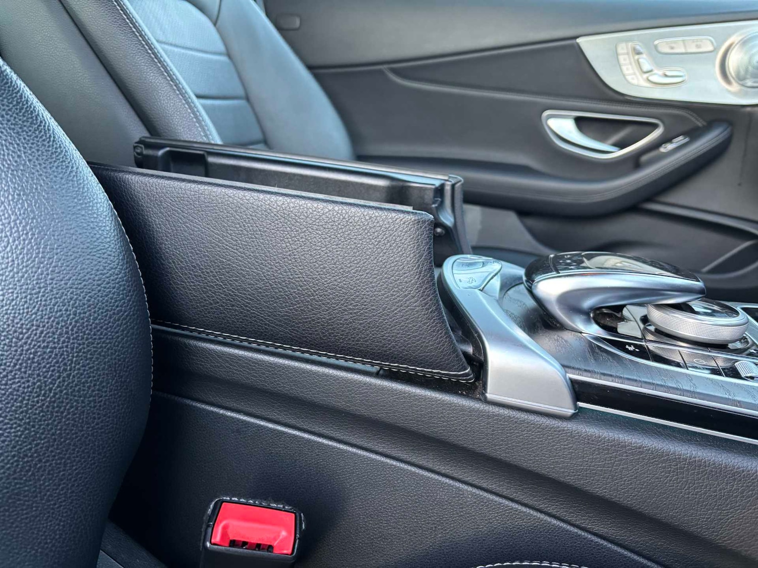 Used Mercedes-Benz C Class 2018 for sale - 76774343: Photo 30