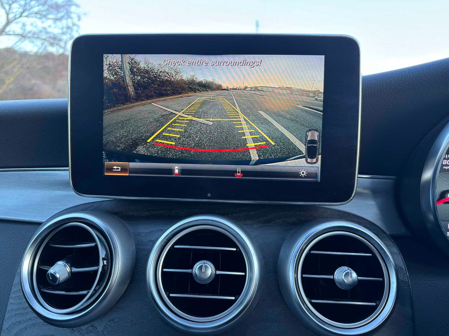 Used Mercedes-Benz C Class 2018 for sale - 76774343: Photo 35