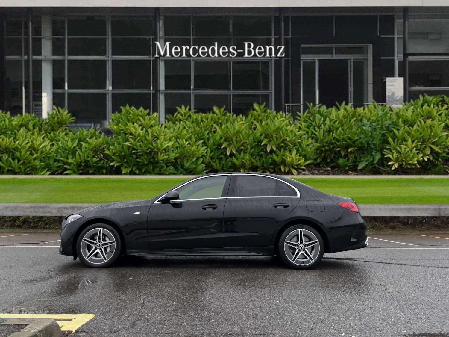 Used Mercedes-Benz C Class 2025 for sale - 77389768: Photo 3