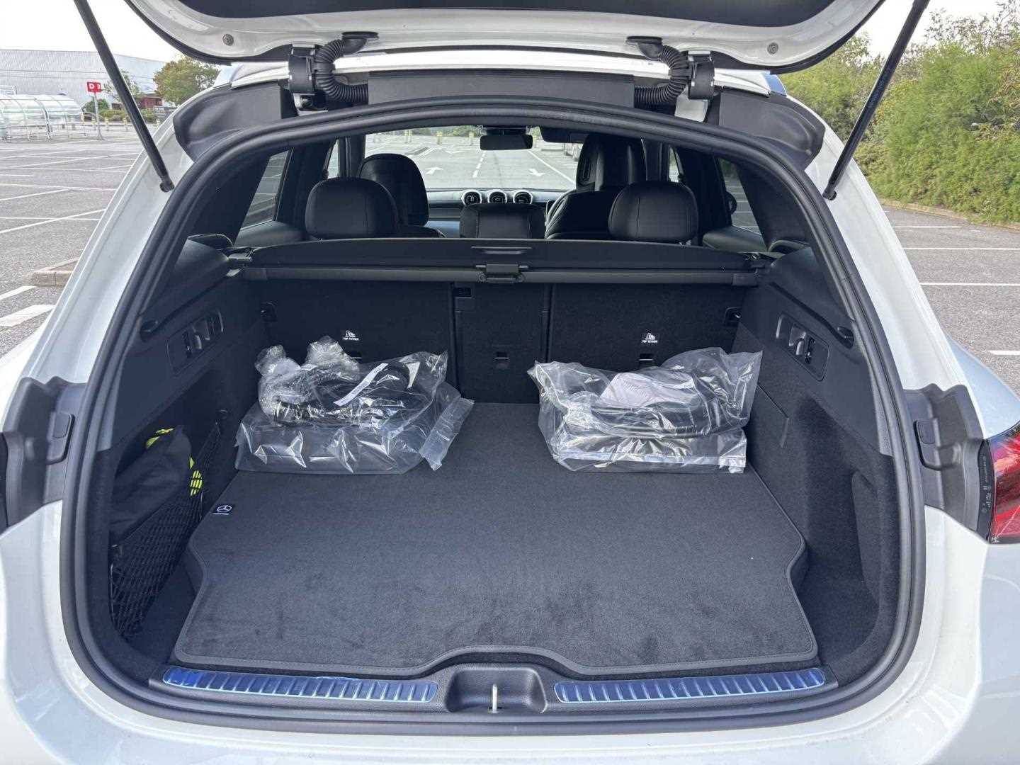 Used Mercedes-Benz GLC 2025 for sale - 76460430: Photo 12