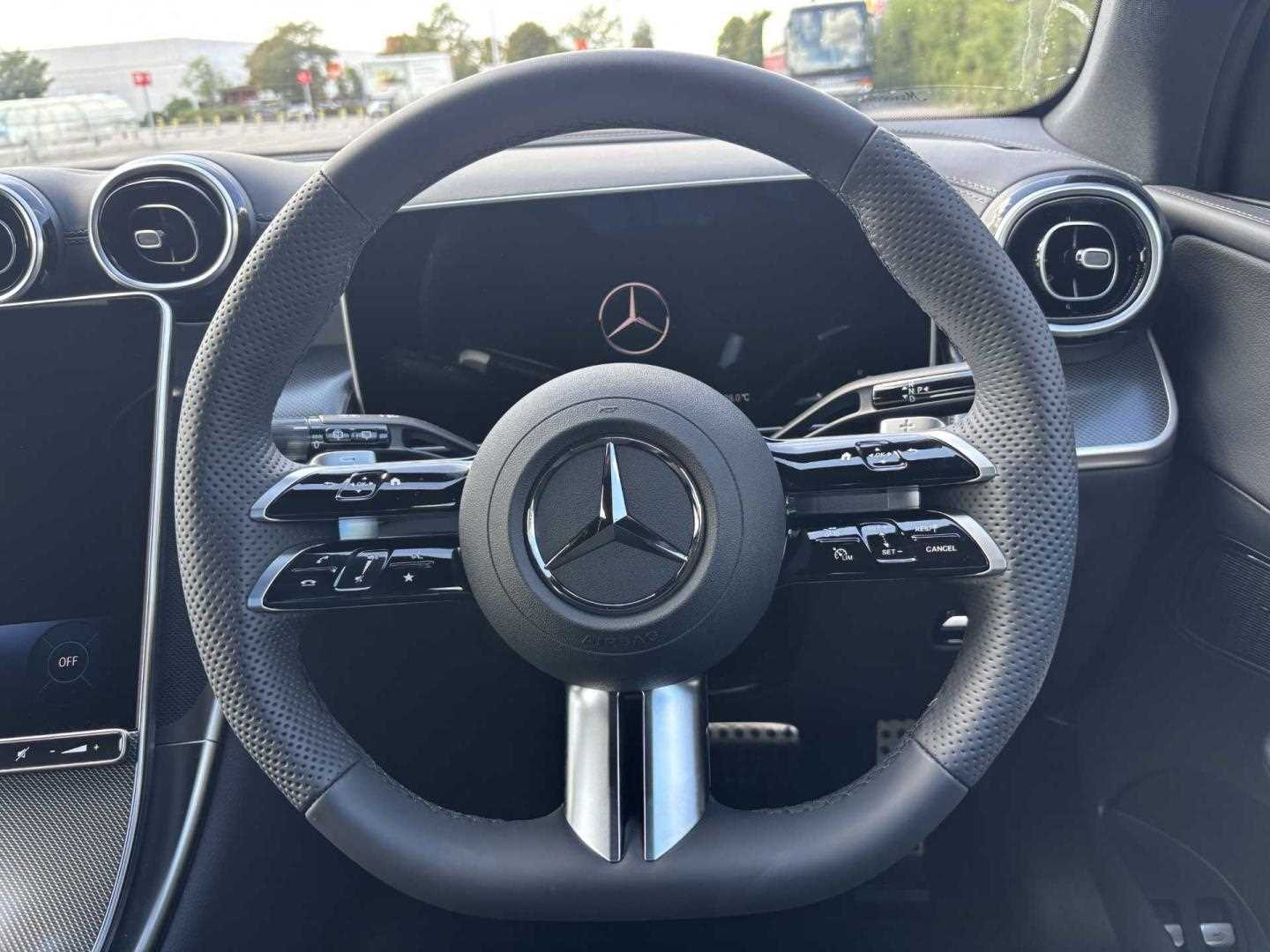 Used Mercedes-Benz GLC 2025 for sale - 76460430: Photo 16