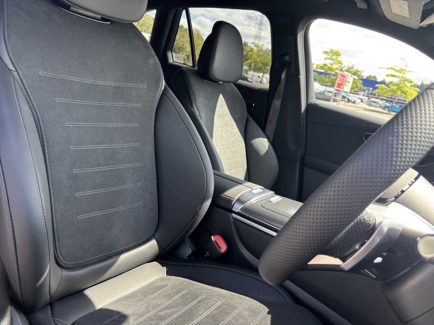 Used Mercedes-Benz GLC 2025 for sale - 76460430: Photo 32