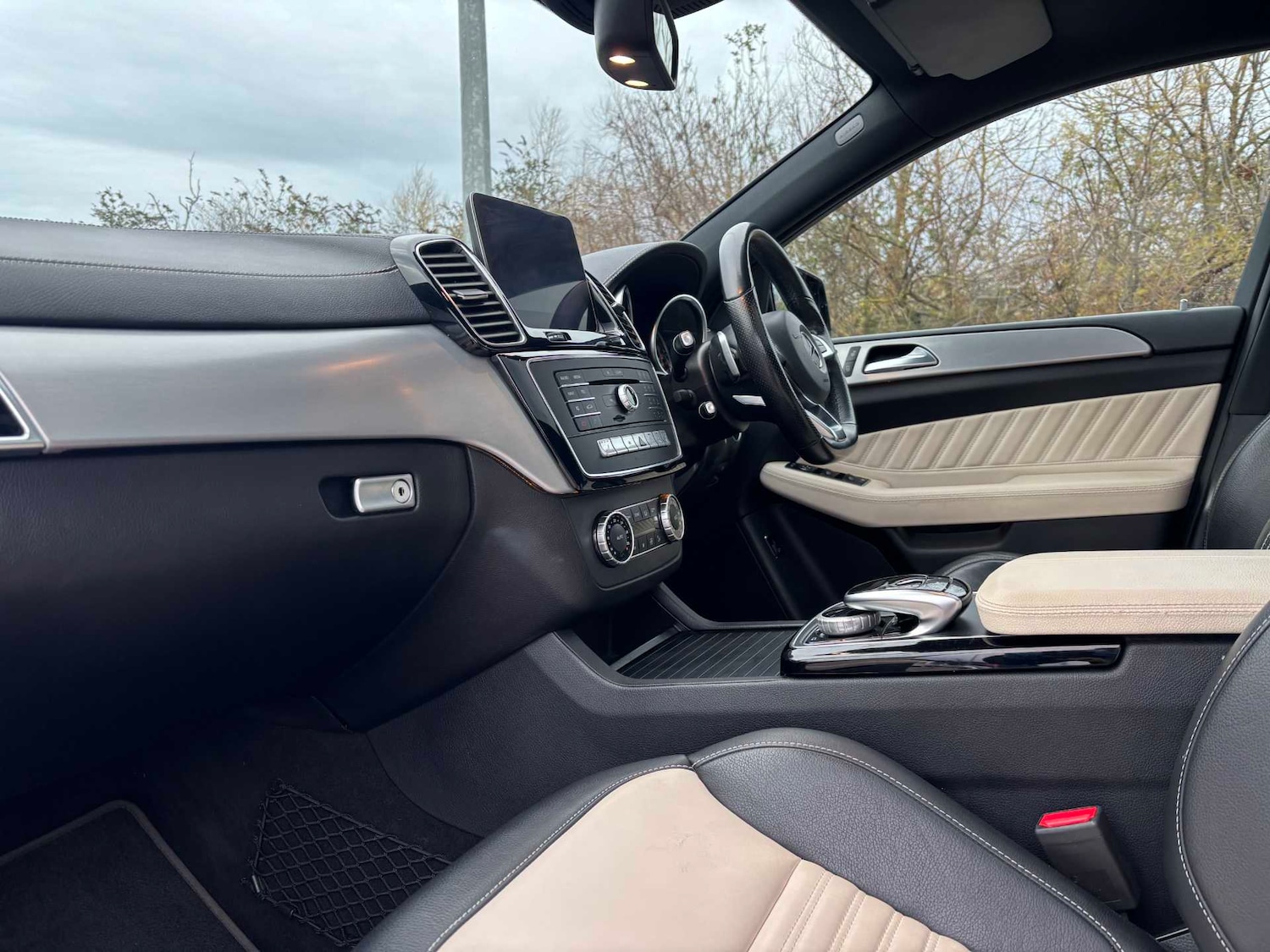 Used Mercedes-Benz GLE 2019 for sale - 76842926: Photo 11