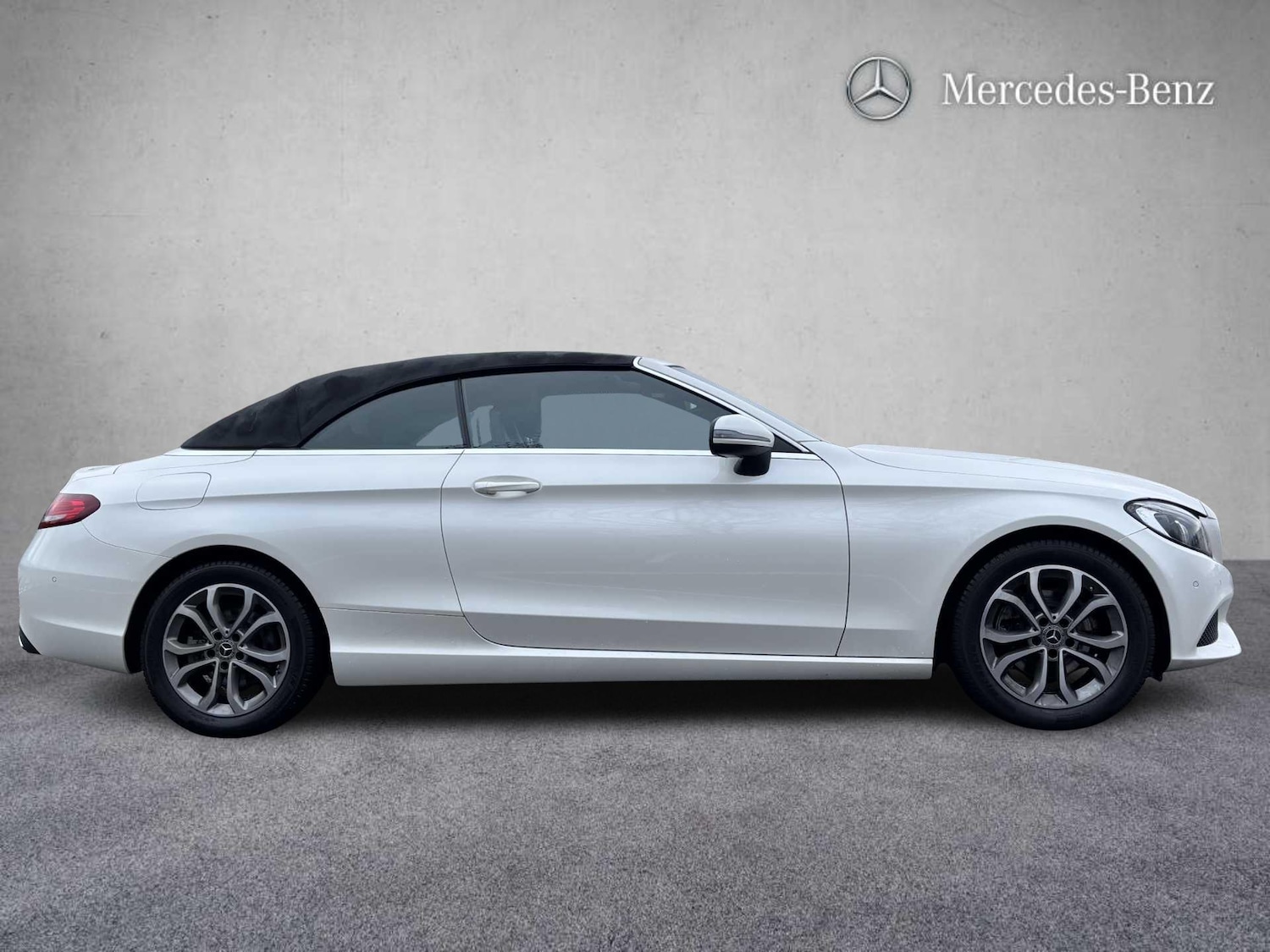 Used Mercedes-Benz C Class 2017 for sale - 77472541: Photo 3