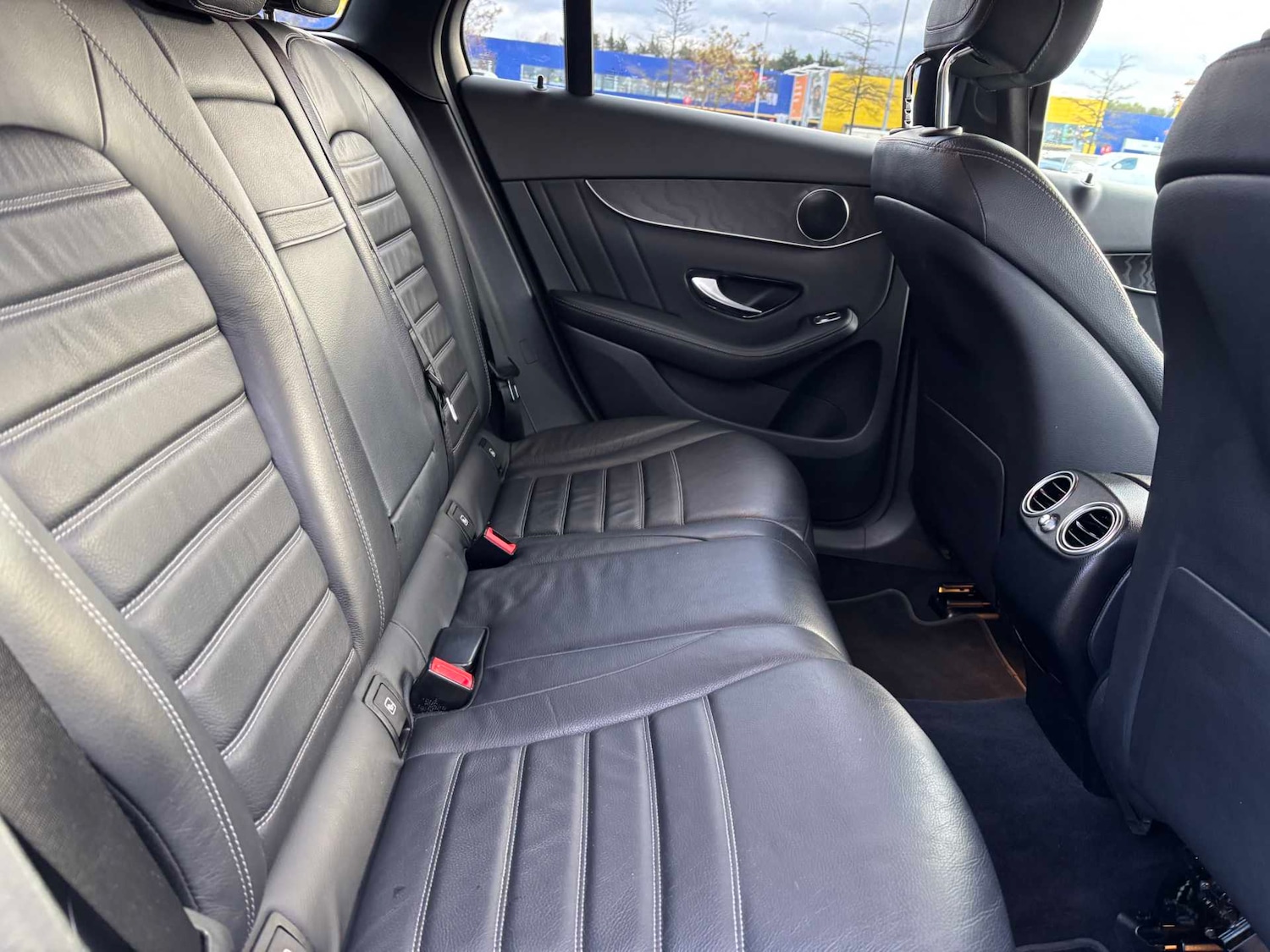 Used Mercedes-Benz GLC 2020 for sale - 76648854: Photo 15