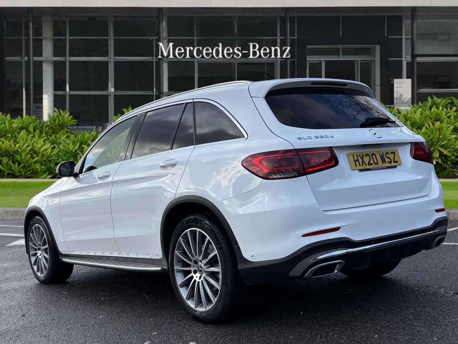 Used Mercedes-Benz GLC 2020 for sale - 76648854: Photo 2