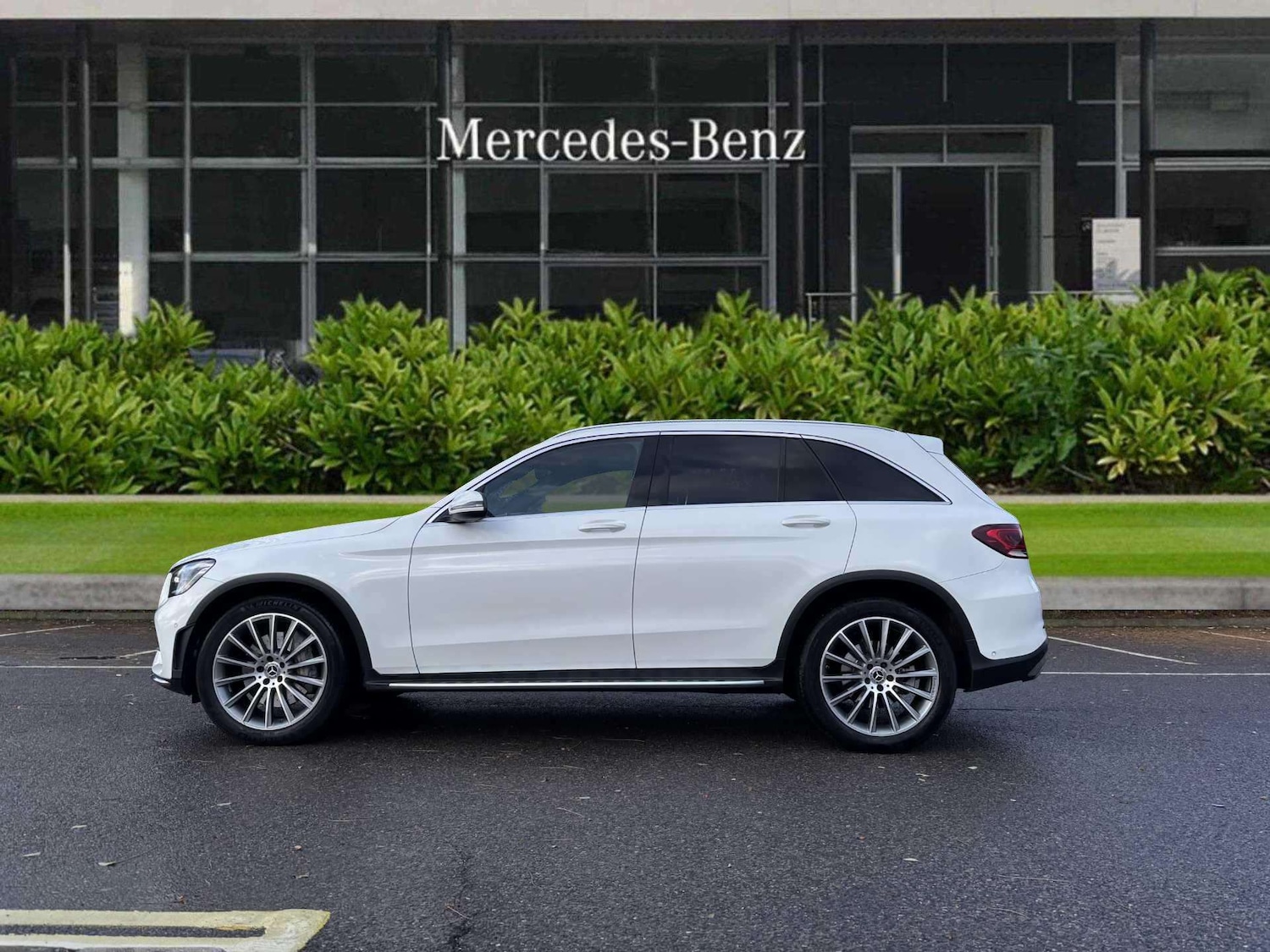 Used Mercedes-Benz GLC 2020 for sale - 76648854: Photo 3