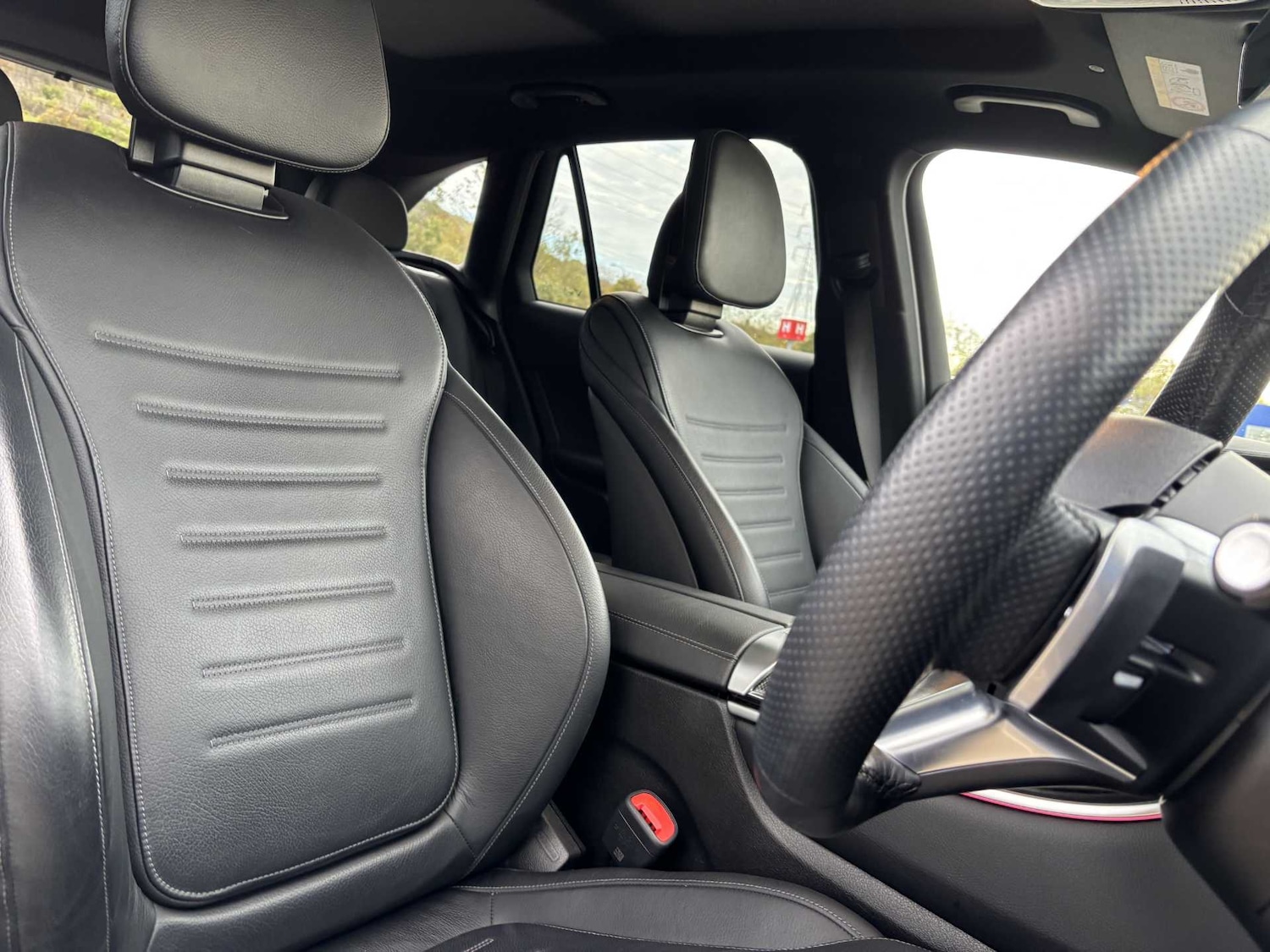 Used Mercedes-Benz GLC 2023 for sale - 76316138: Photo 32