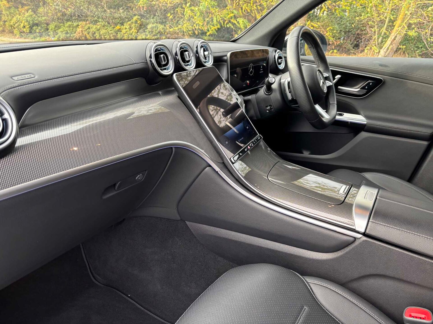 Used Mercedes-Benz GLC 2023 for sale - 76421047: Photo 11