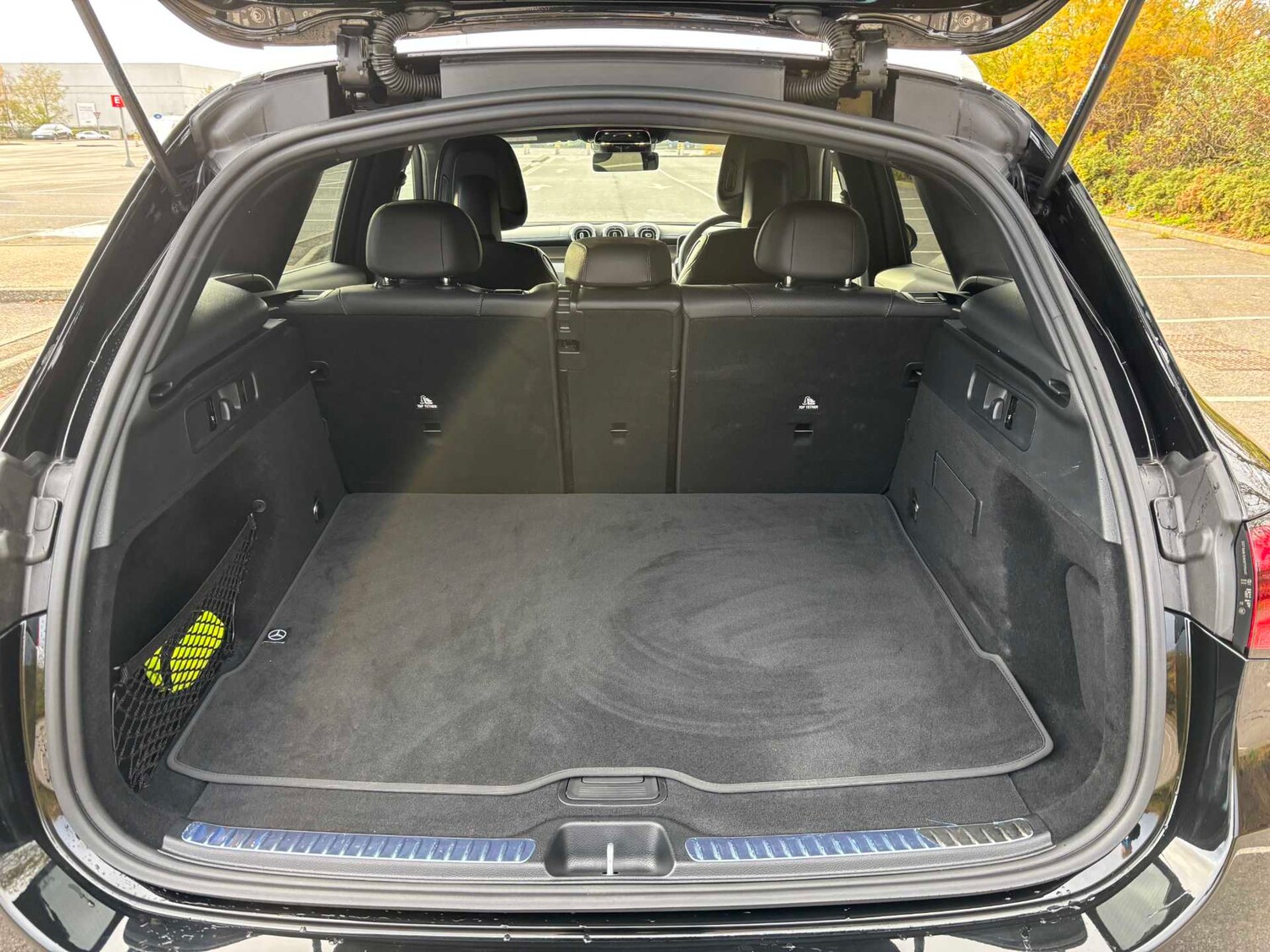 Used Mercedes-Benz GLC 2023 for sale - 76421047: Photo 12