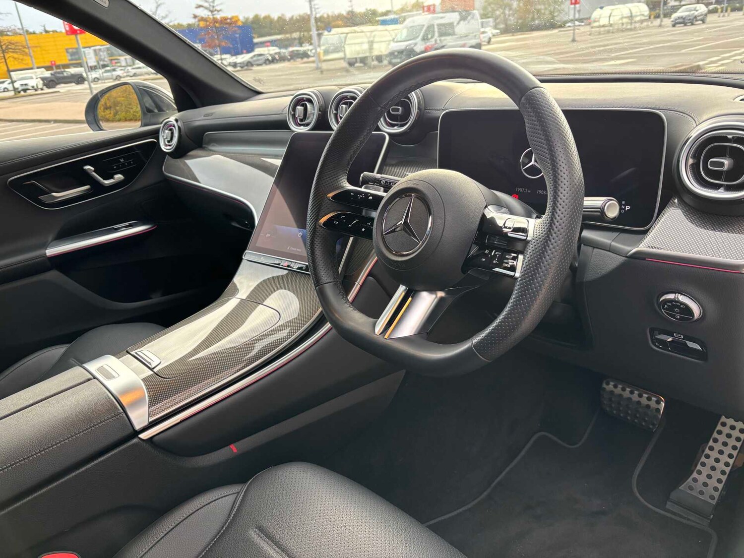 Used Mercedes-Benz GLC 2023 for sale - 76421047: Photo 13