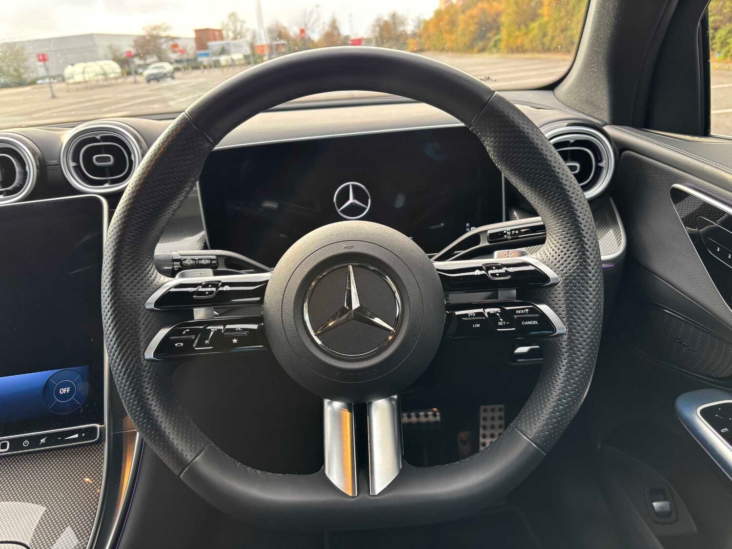 Used Mercedes-Benz GLC 2023 for sale - 76421047: Photo 16