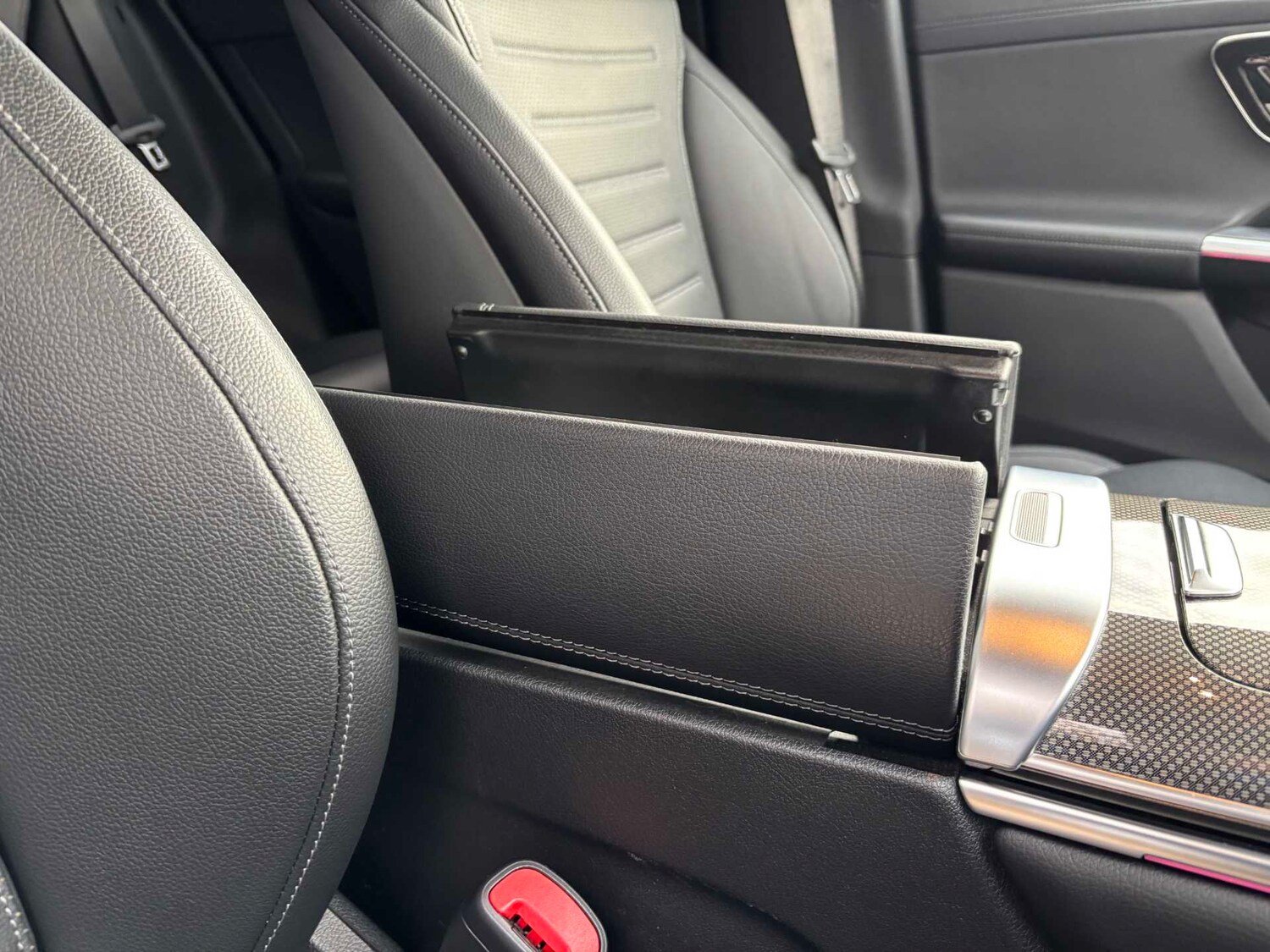 Used Mercedes-Benz GLC 2023 for sale - 76421047: Photo 31