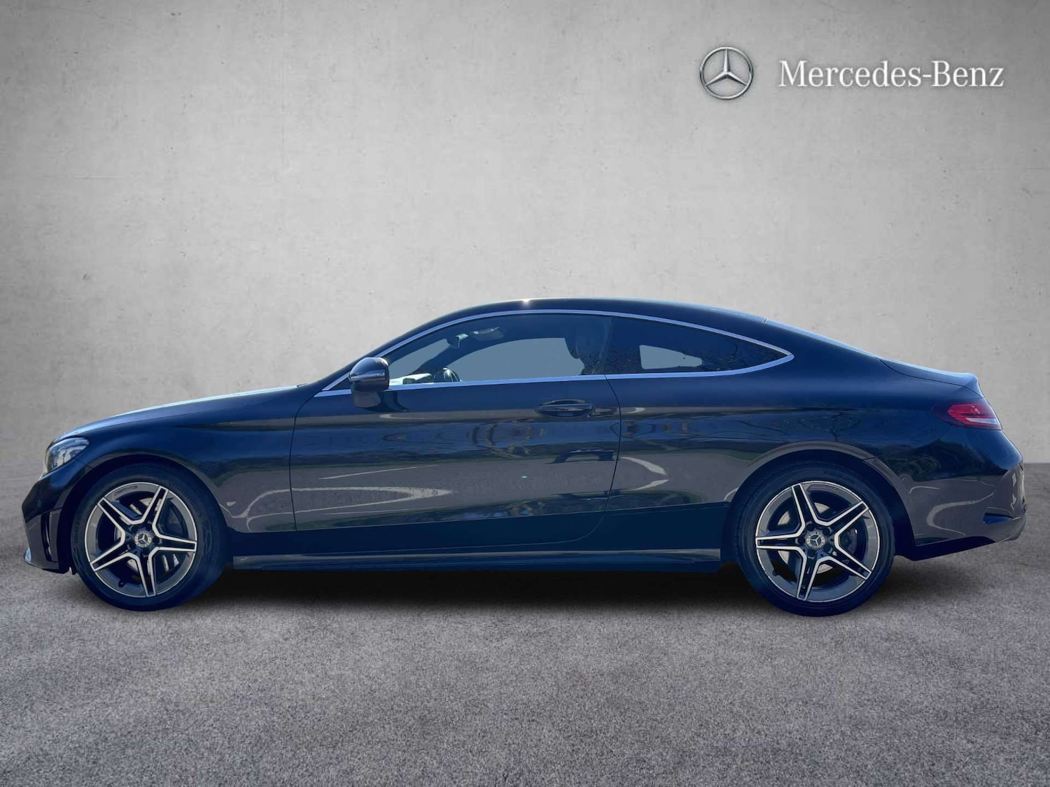 Used Mercedes-Benz C Class 2023 for sale - 78023989: Photo 3