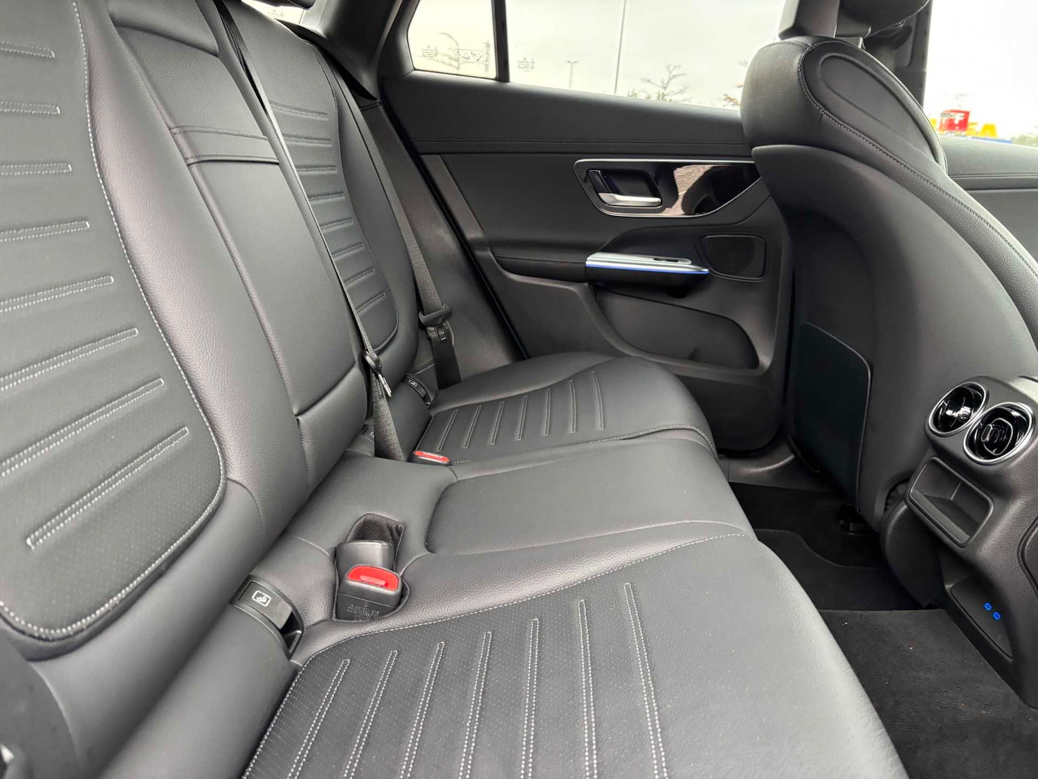 Used Mercedes-Benz GLC 2024 for sale - 76902266: Photo 15