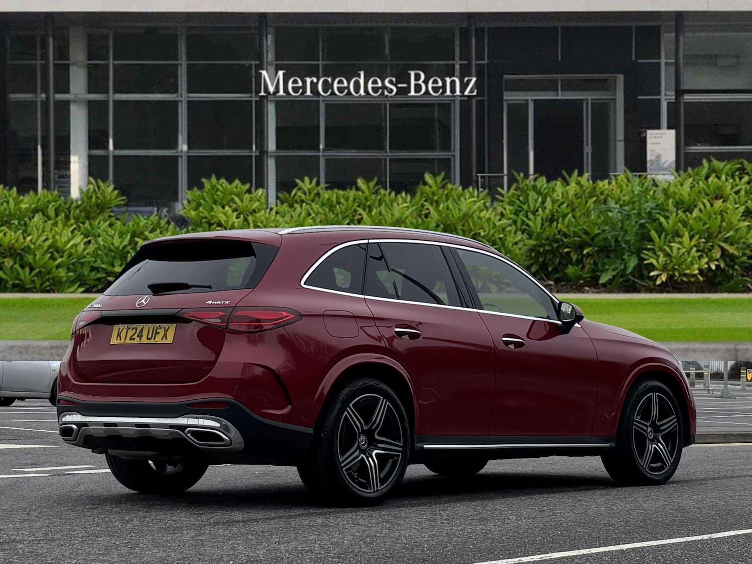 Used Mercedes-Benz GLC 2024 for sale - 76902266: Photo 2