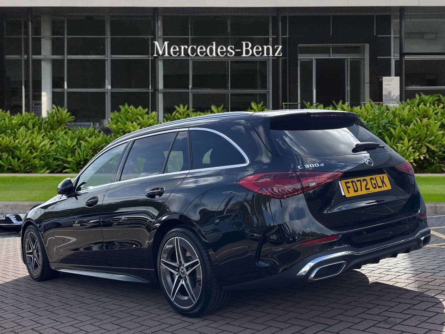 Used Mercedes-Benz C Class 2022 for sale - 76075457: Photo 2