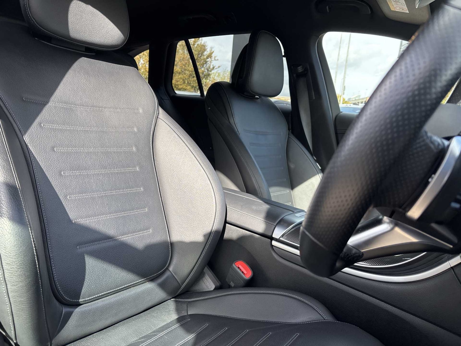 Used Mercedes-Benz C Class 2022 for sale - 76075457: Photo 32