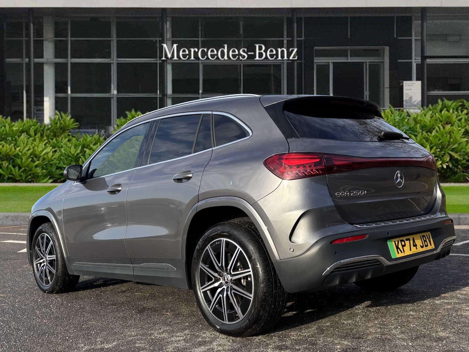 Used Mercedes-Benz EQA 2024 for sale - 77032166: Photo 2