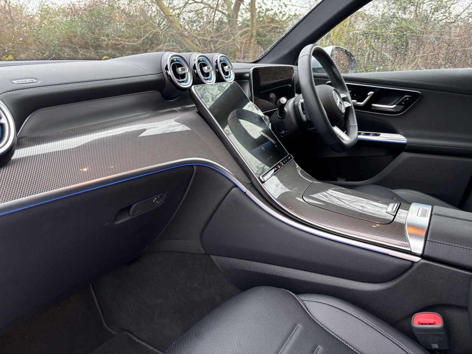 Used Mercedes-Benz GLC 2024 for sale - 76902358: Photo 11