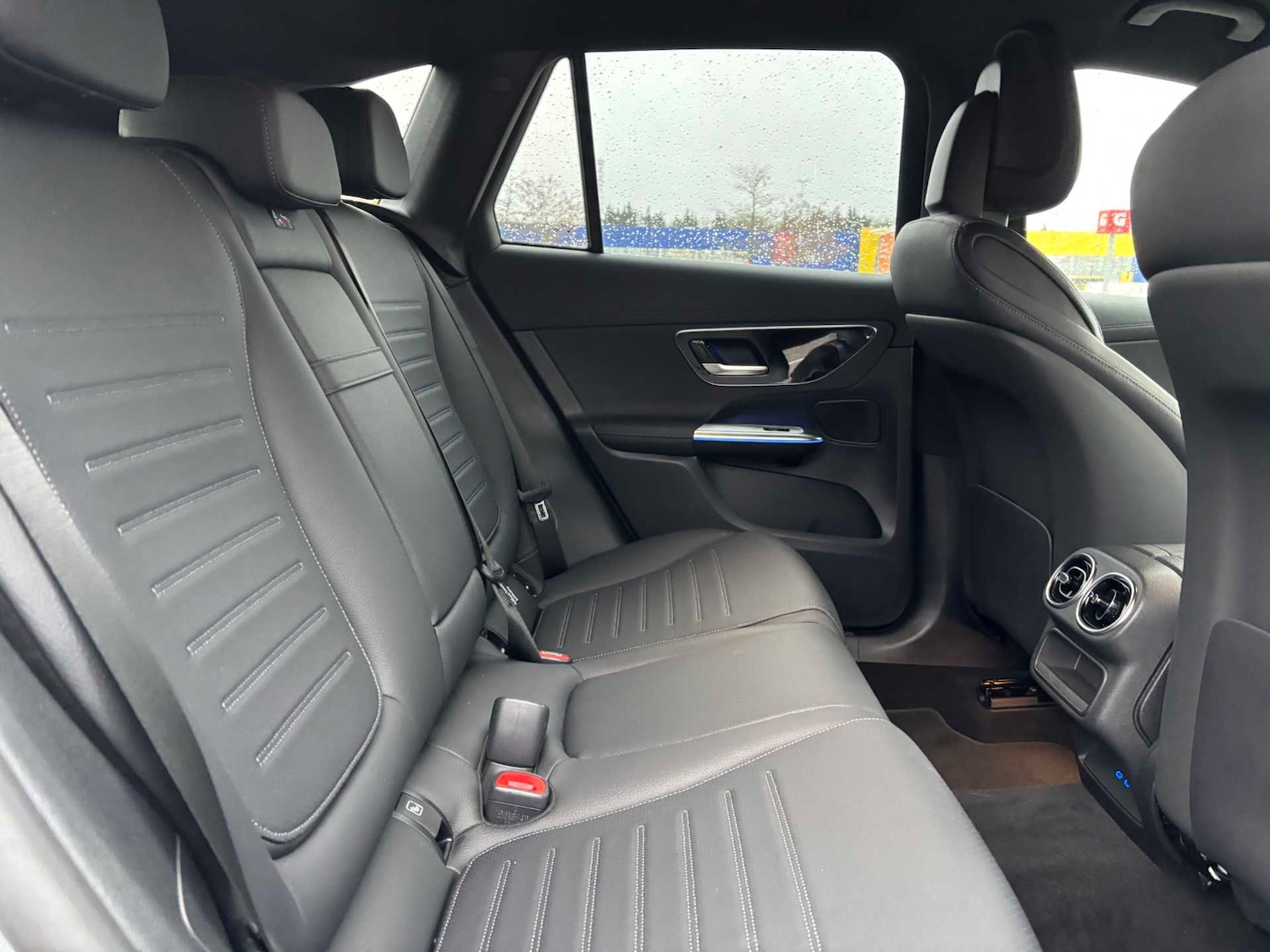 Used Mercedes-Benz GLC 2024 for sale - 76902358: Photo 15