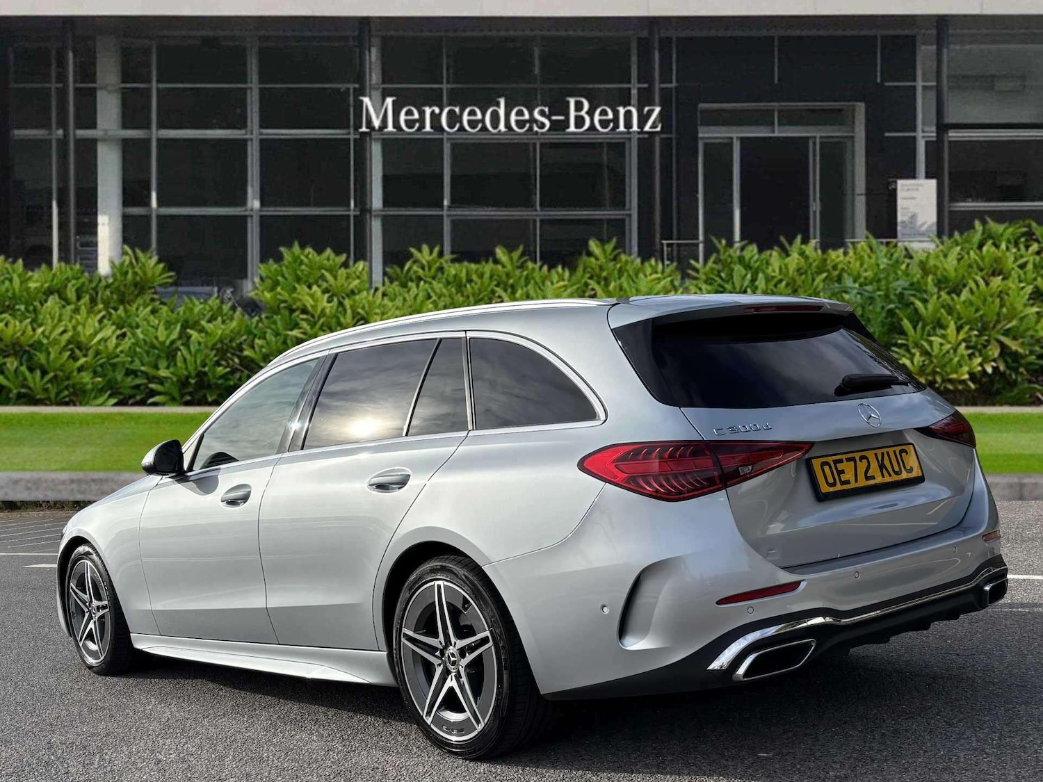 Used Mercedes-Benz C Class 2022 for sale - 75968273: Photo 2