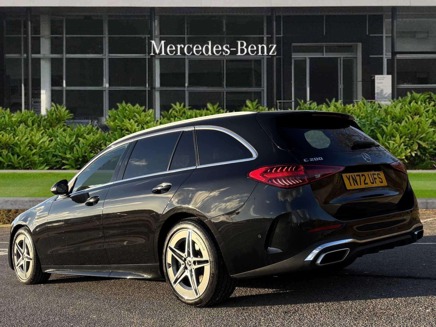 Used Mercedes-Benz C Class 2022 for sale - 76564316: Photo 2