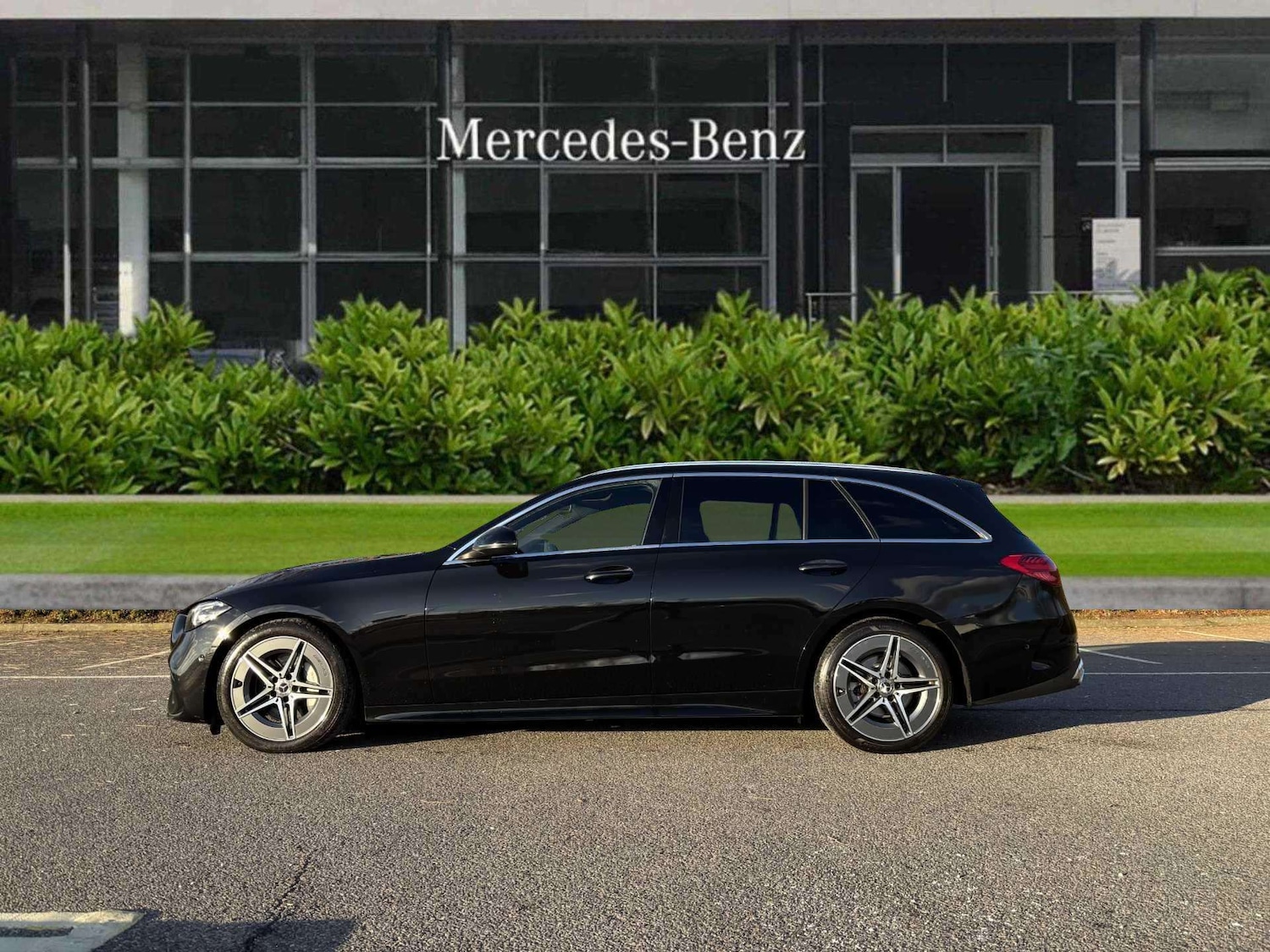 Used Mercedes-Benz C Class 2022 for sale - 76564316: Photo 3