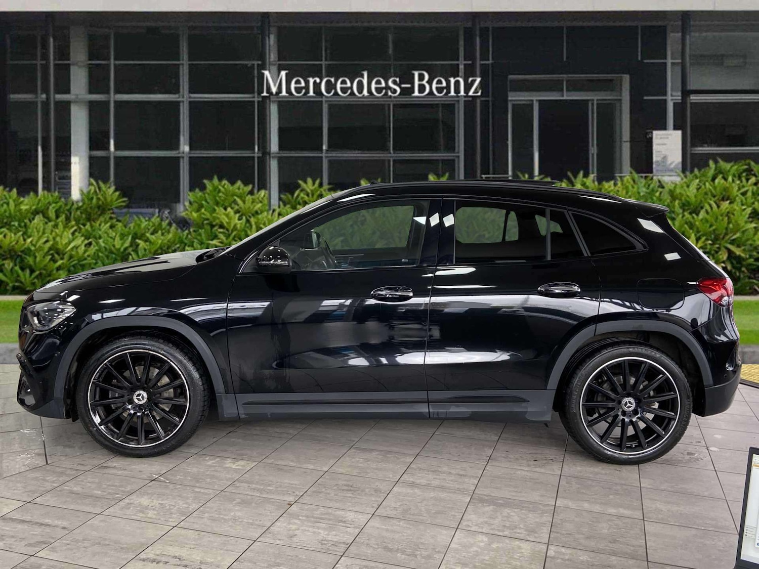 Used Mercedes-Benz GLA 2023 for sale - 76553102: Photo 3