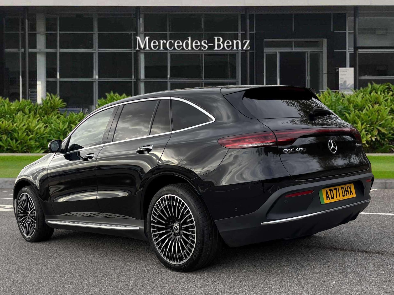 Used Mercedes-Benz EQC 2021 for sale - 76329129: Photo 2