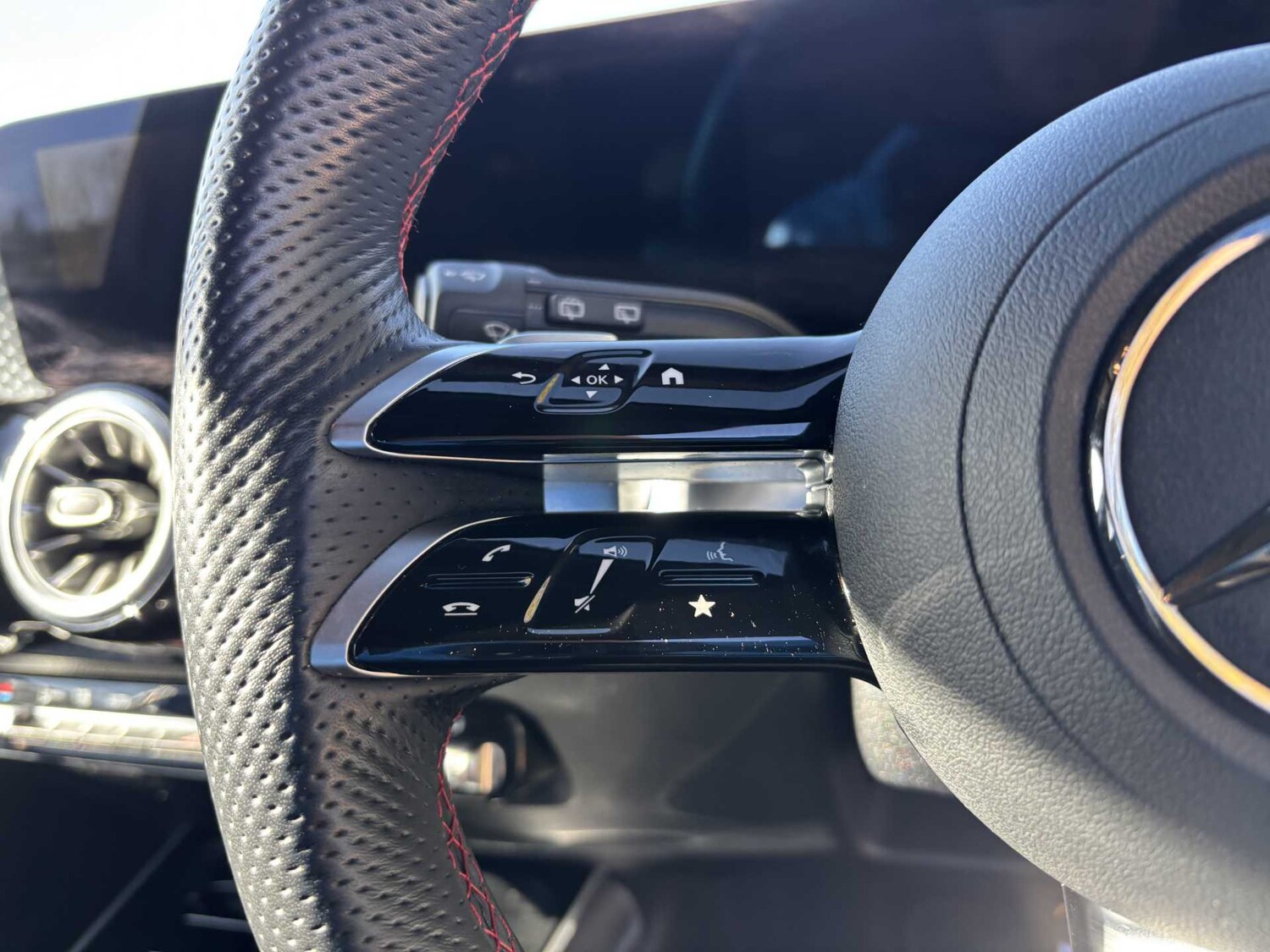 Used Mercedes-Benz EQB 2024 for sale - 76329199: Photo 18