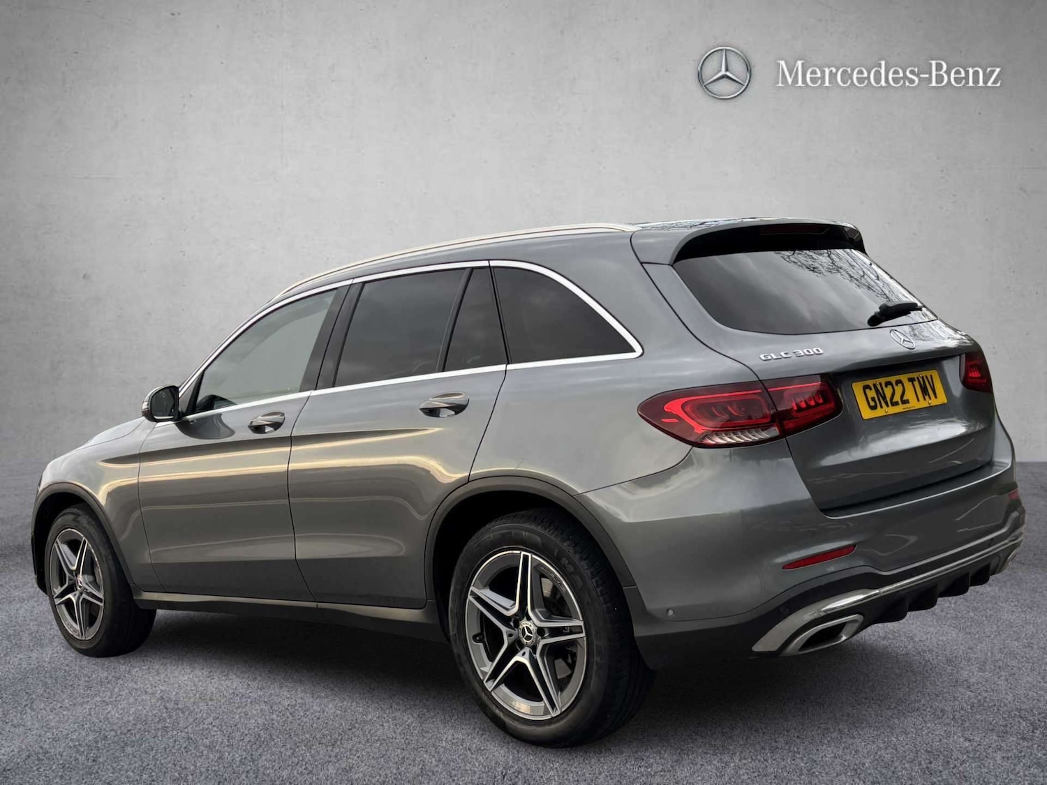 Used Mercedes-Benz GLC 2022 for sale - 77810948: Photo 2