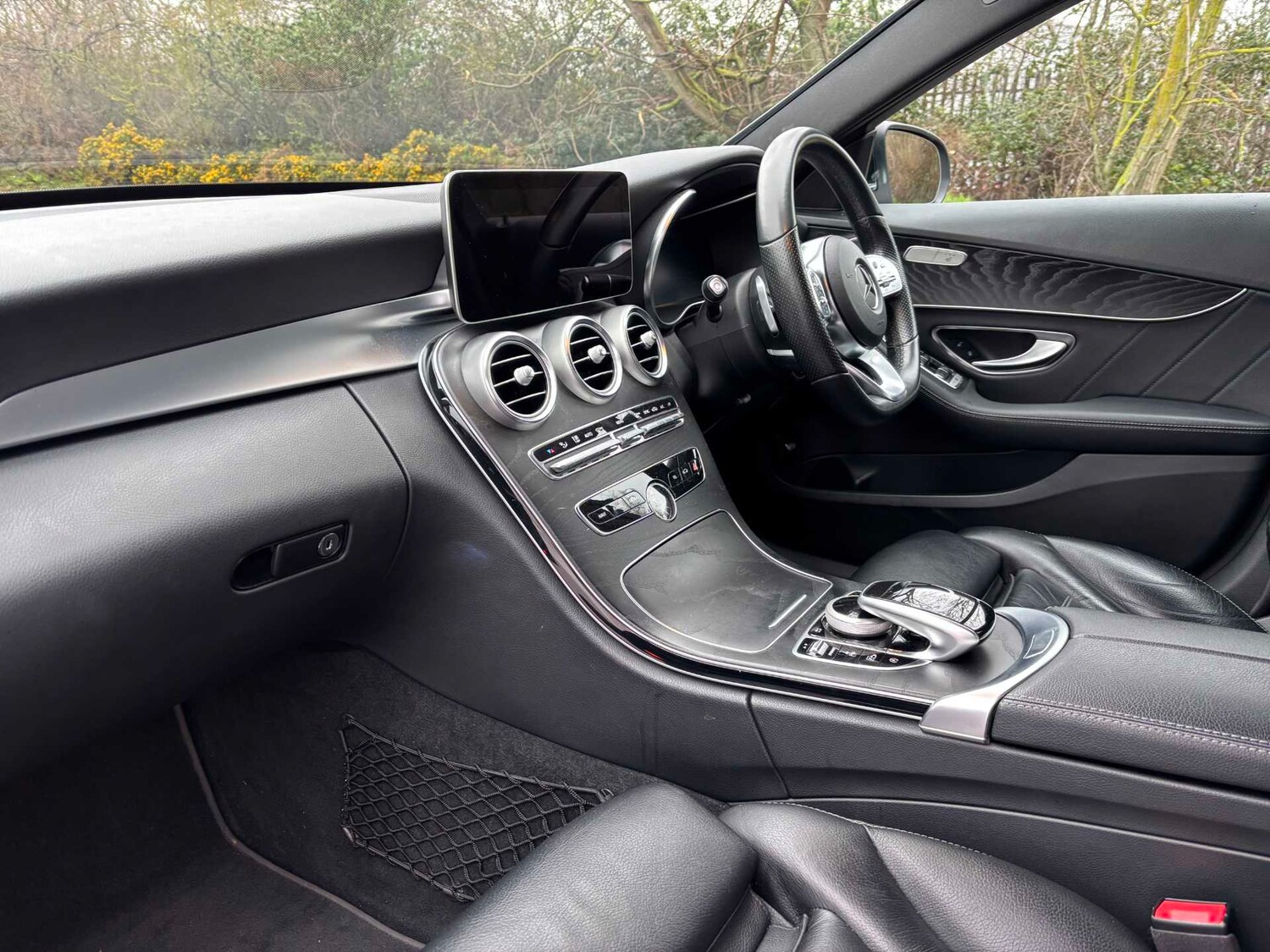 Used Mercedes-Benz C Class 2019 for sale - 77913836: Photo 11