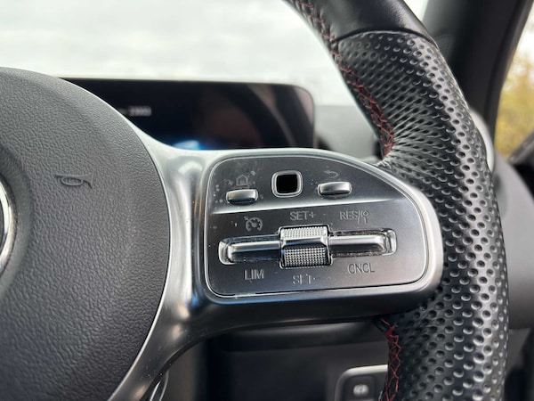 Used Mercedes-Benz GLB 2023 for sale - 76310861: Photo 19