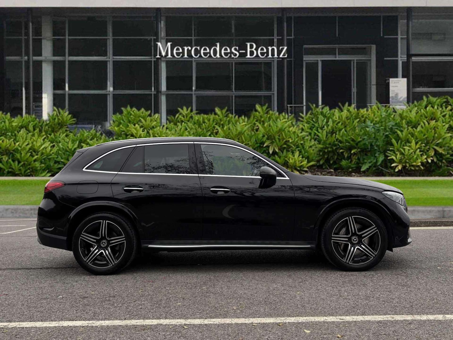 Used Mercedes-Benz GLC 2023 for sale - 76564495: Photo 6